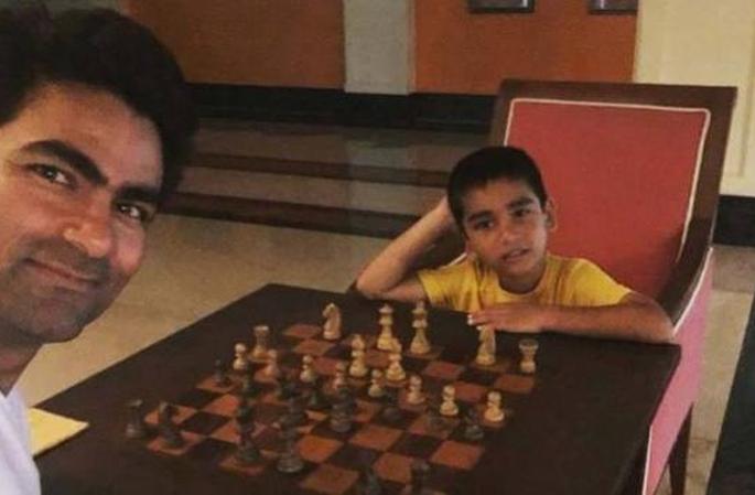 karaikaetara-maohamamada-kaaiphavara-saosala-maidaiyaatauuna-taikaa | क्रिकेटर मोहम्मद कैफवर सोशल मीडियातून टीका